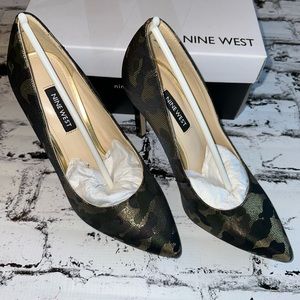 Nine West Tatiana heels. Size 6. Metallic Camo